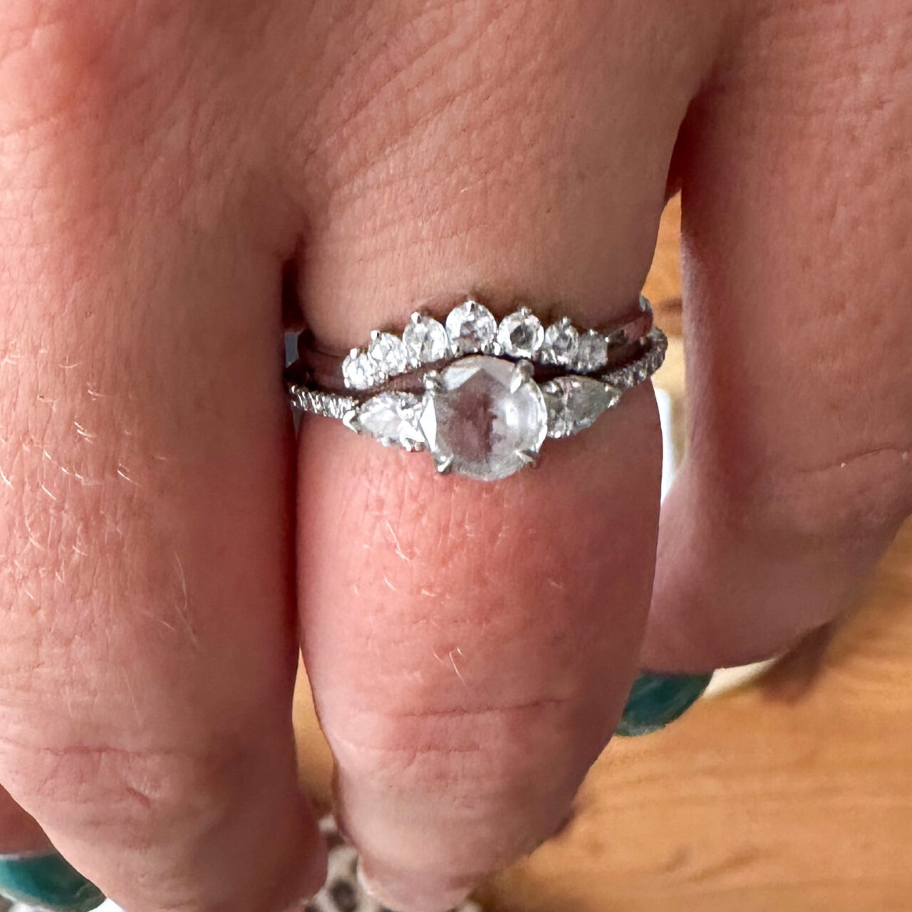 Fine Jewelry Contour14kw Diamond Weddigng Band.b