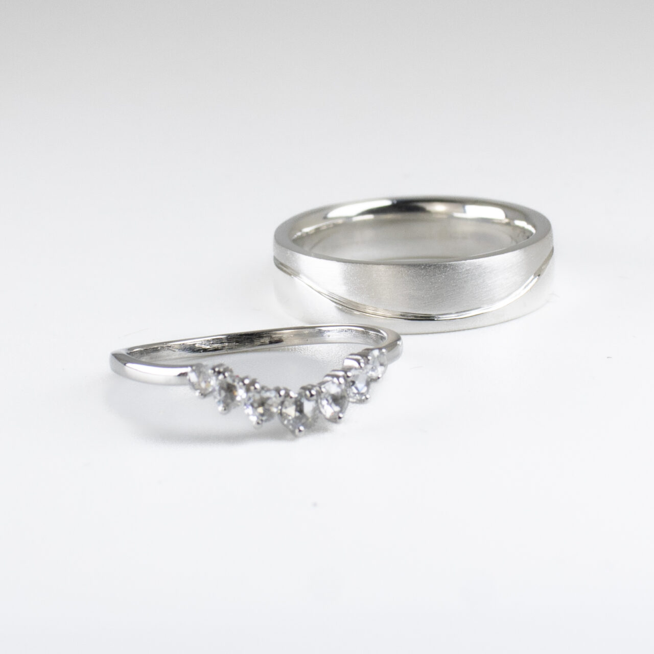 Fine Jewelry Contour14kw Diamond.Mens Matching Silver Platinum Weddigng Band.c