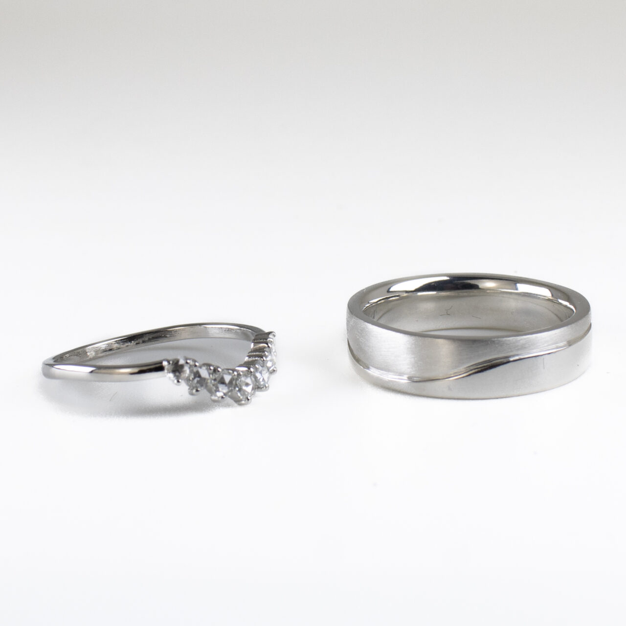 Fine Jewelry Contour14kw Diamond.Mens Matching Silver Platinum Weddigng Band.d